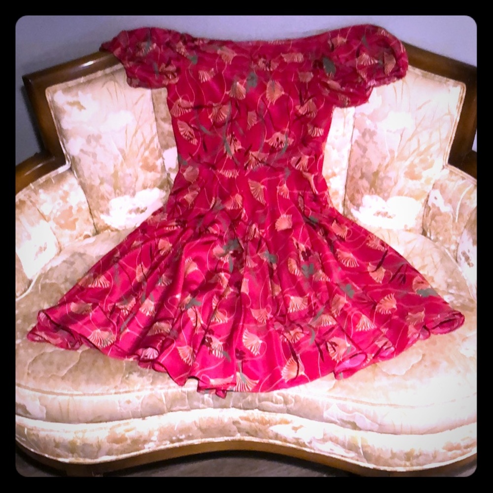 FABULOUSLY FLIRTY VALENTINO COCKTAIL DRESS